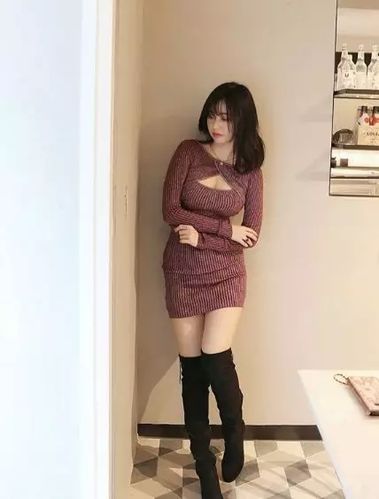 漂亮的服务员