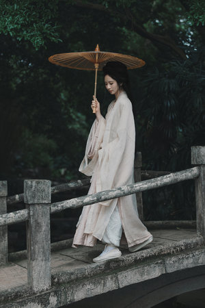 美国妈妈的绣感视频
