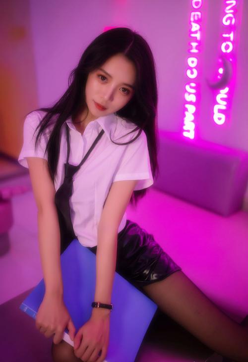 红衣女郎