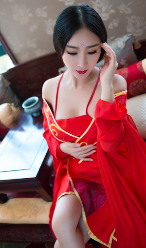 《售楼小姐2》