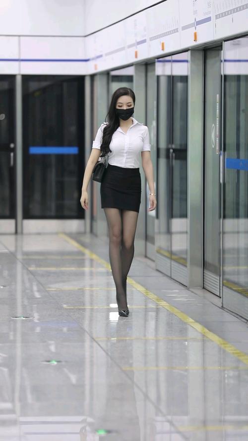 空中宝贝2法国版剧情简介